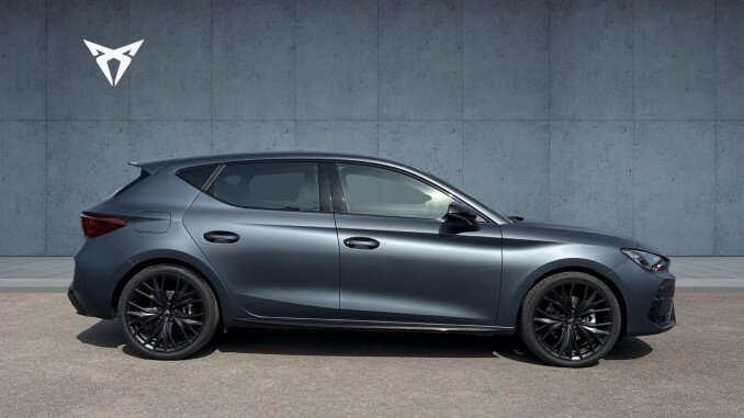 CUPRA Leon 1.5 TSI 150 Shadow Edition 5dr Petrol Hatchback - Image 4